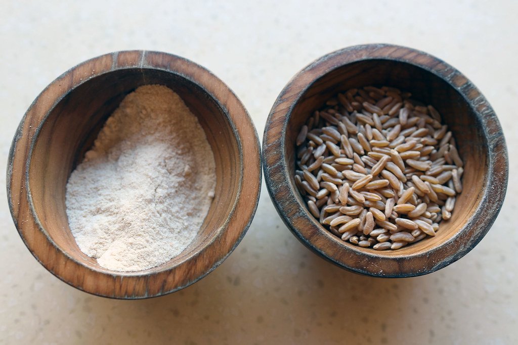 Freshly milled grain and flour